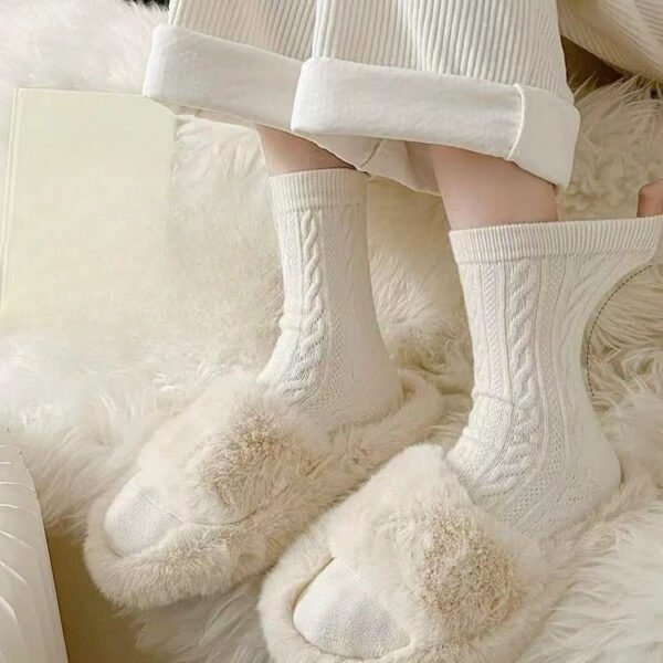 5PRS-White Cashmere Women's Twist Thickened Retro Medium Tube Socks Postpartum Confinement Socks - Image 2
