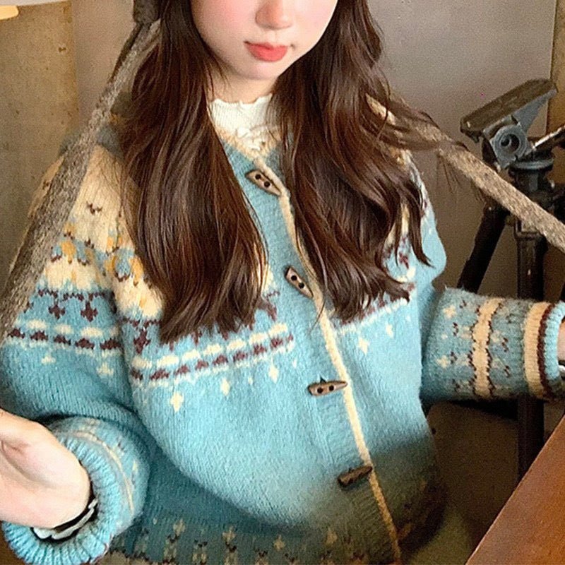 Jacquard Sweater for Women's Autumn and Winter New Horn Buckle Knitted Cardigan Jacket for Women 3 Jacquard Sweater for Women's Autumn and Winter New Horn Buckle Knitted Cardigan Jacket for Women - Image 3