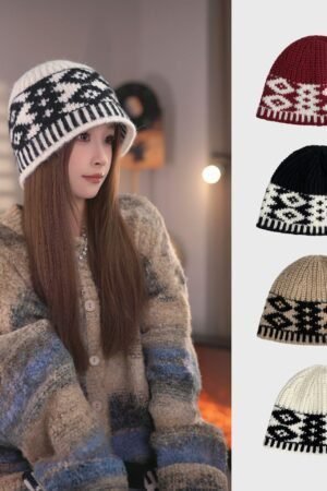 Retro Wool Hat Autumn and Winter Women's Warm Ear Protection Versatile Face Small Color Matching Warm Knitted Bucket Hat