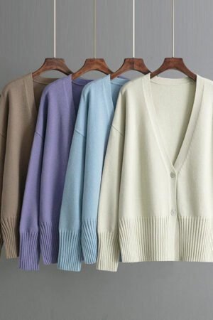 2024 autumn and winter new V-neck knitted cardigan solid color loose sweater jacket top