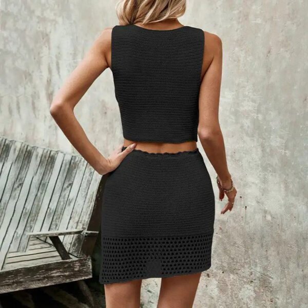 Spring Summer Fashion: Women's V-Neck Tank Top and Half Skirt Set in Solid Colors - Image 4