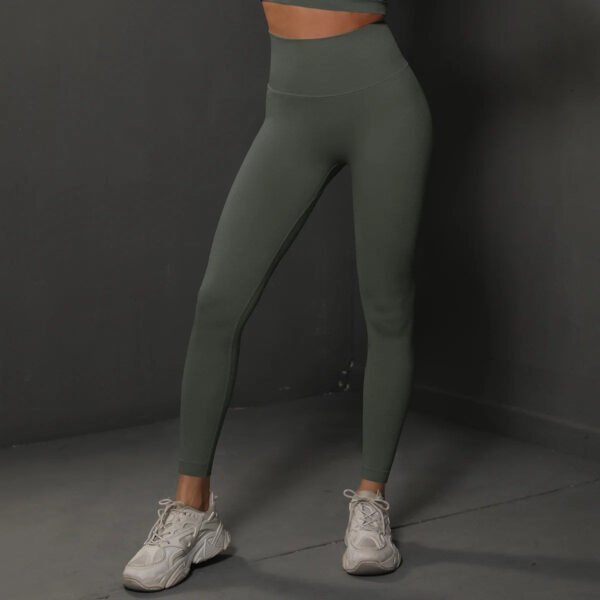 Smiling Face Yoga Dress: High Waist, Tight Fit, Peach Hip Training Pants for Women - Image 4