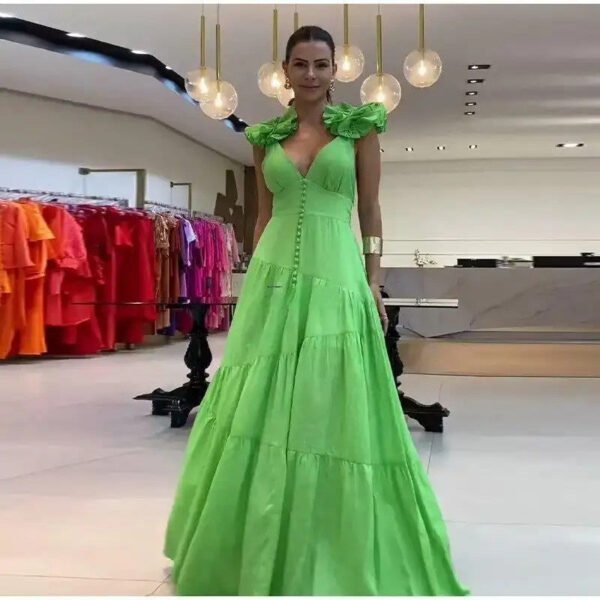 Discover the Hottest 2024 Summer Fashion with our Women's Flower Dress - Available in Plus Sizes! - Image 3