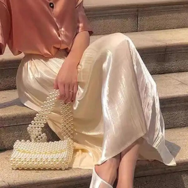 Upgrade Your Wardrobe with Our Spring and Autumn Half Length Pleated Skirt - Featuring Pearlescent Fabric and Elegant Pleats! - Image 3