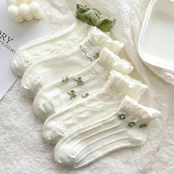 Stay Stylish this Season with Cute Japanese Lace Low-Top Socks in White for Spring and Summer-10PRS - Image 19