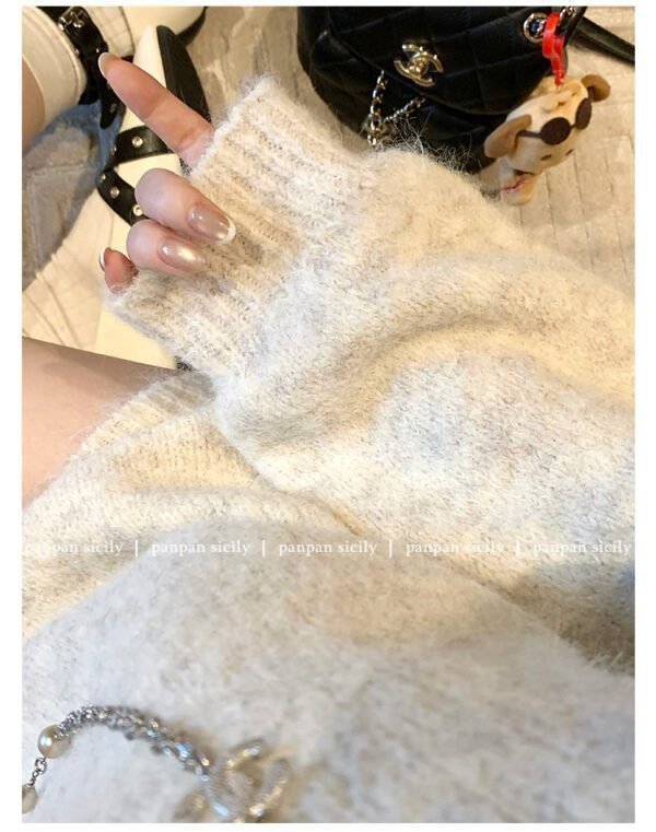 Nostalgic Gauze Pullover: Artisanal Shoulder Cut-Out + Ruched Lacing - Image 9